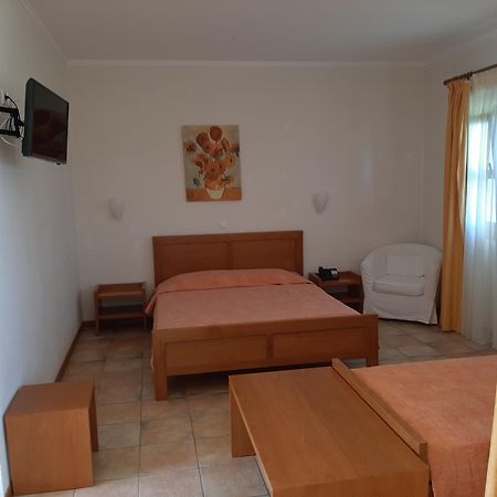 Aparthotel Gi Ga Mar à Kriopigi Extérieur photo