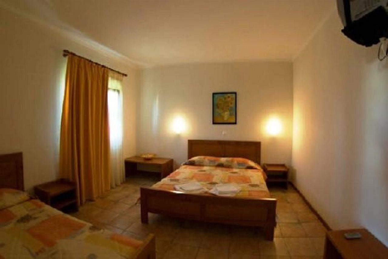 Aparthotel Gi Ga Mar à Kriopigi Extérieur photo